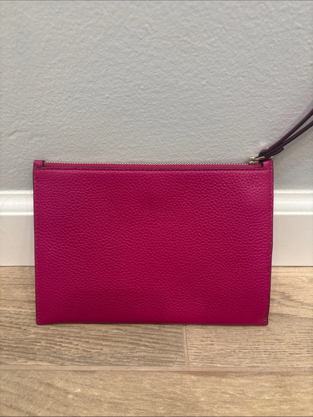 kate spade hot pink pebbled leather wristlet
